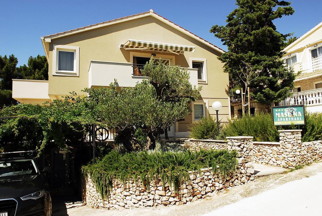 Apartments Maslina Primosten Exterior photo