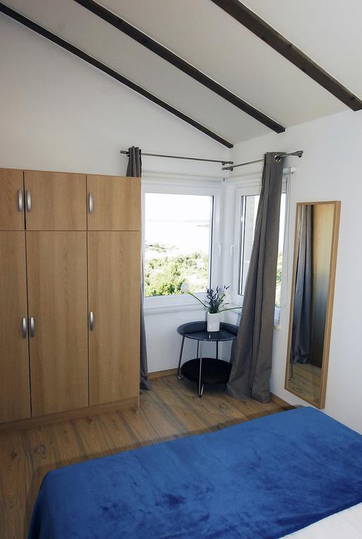 Apartments Maslina Primosten Exterior photo
