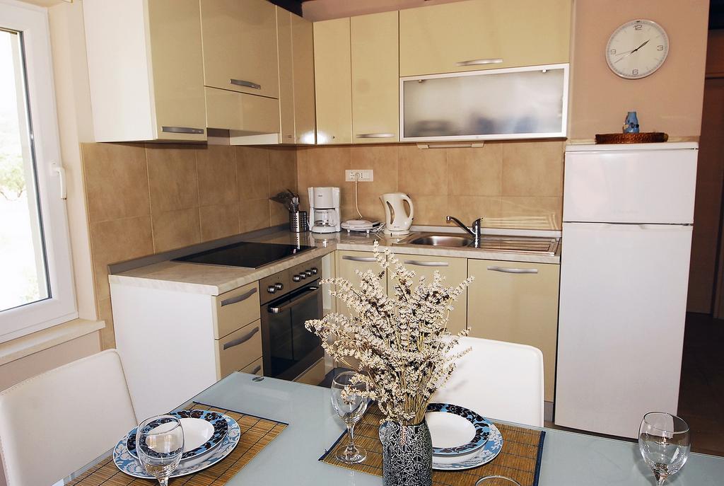 Apartments Maslina Primosten Exterior photo
