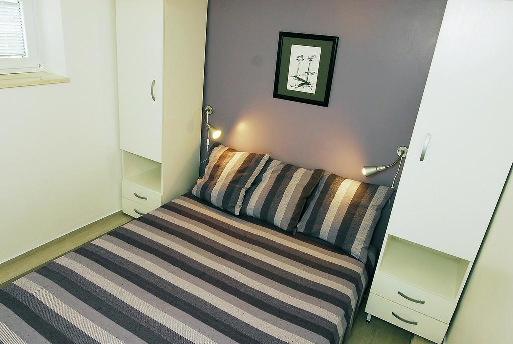 Apartments Maslina Primosten Exterior photo